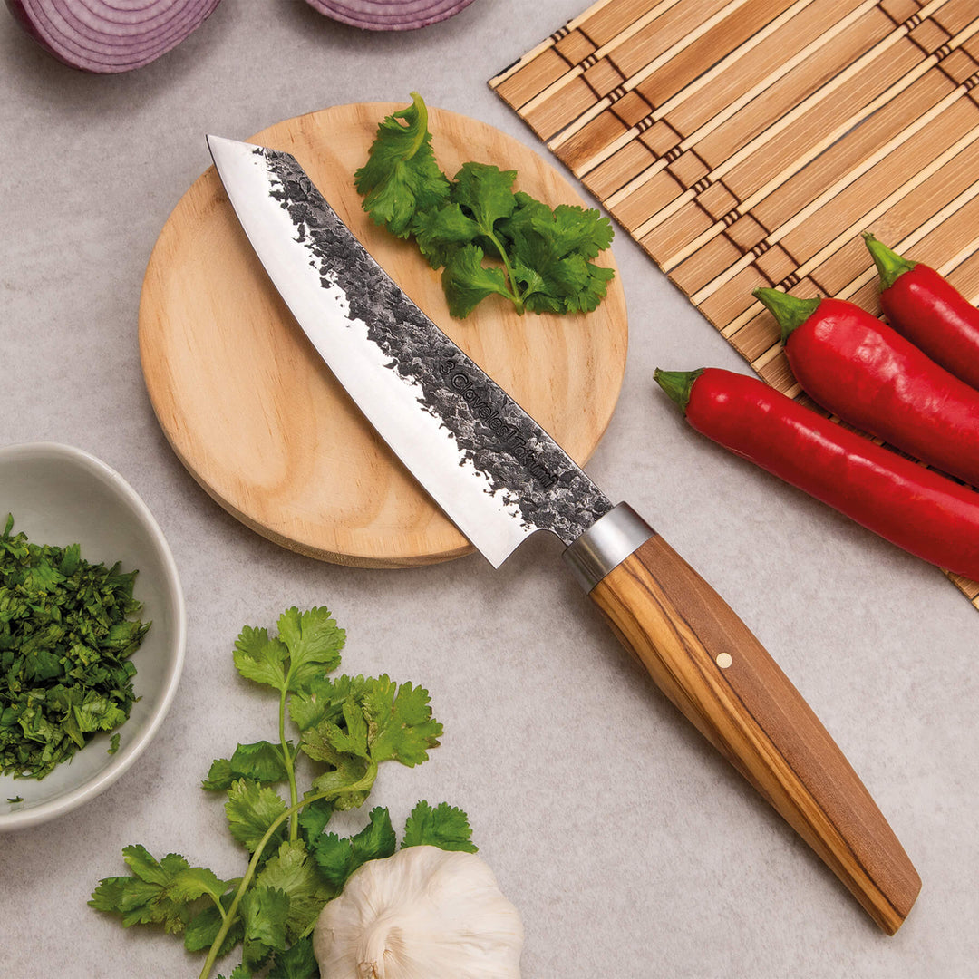 3 Claveles Takumi - Cuchillo Cocina 15 cm de Acero Forjado con Hoja Martilleada