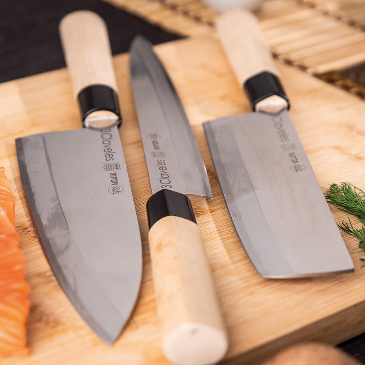 3 Claveles NIPON - Cuchillo Japones Usuba 18 cm Acero Inoxidable y Mango Madera de Arce
