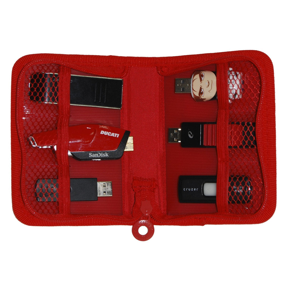 Estuche Porta USB Con 6 Compartimentos. Color Azul