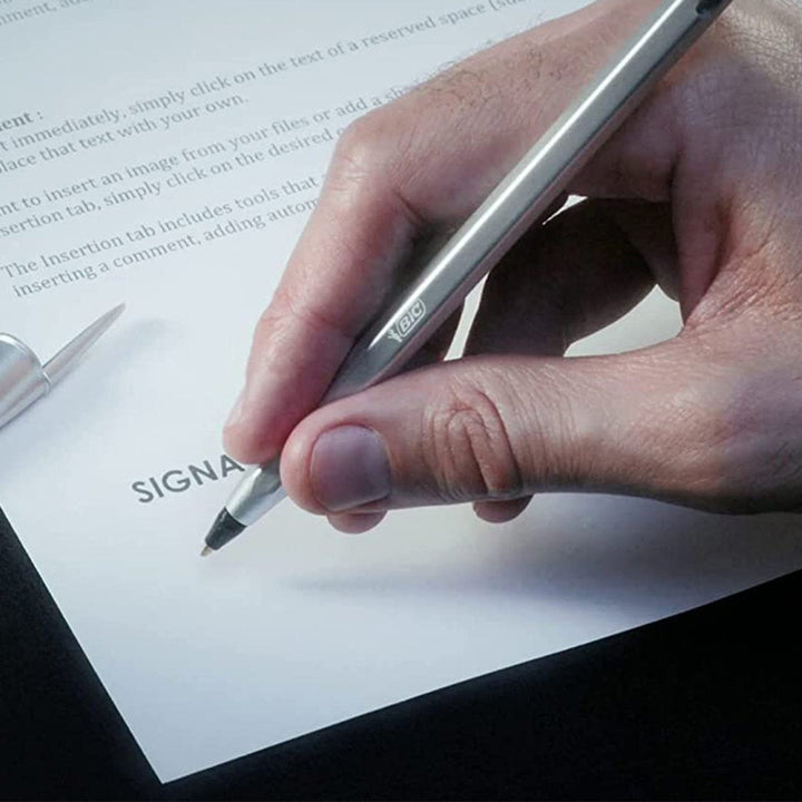 BIC 997201 - Bolígrafo Cristal RE'NEW de Tinta Negra con 2 Recambios, Metálico