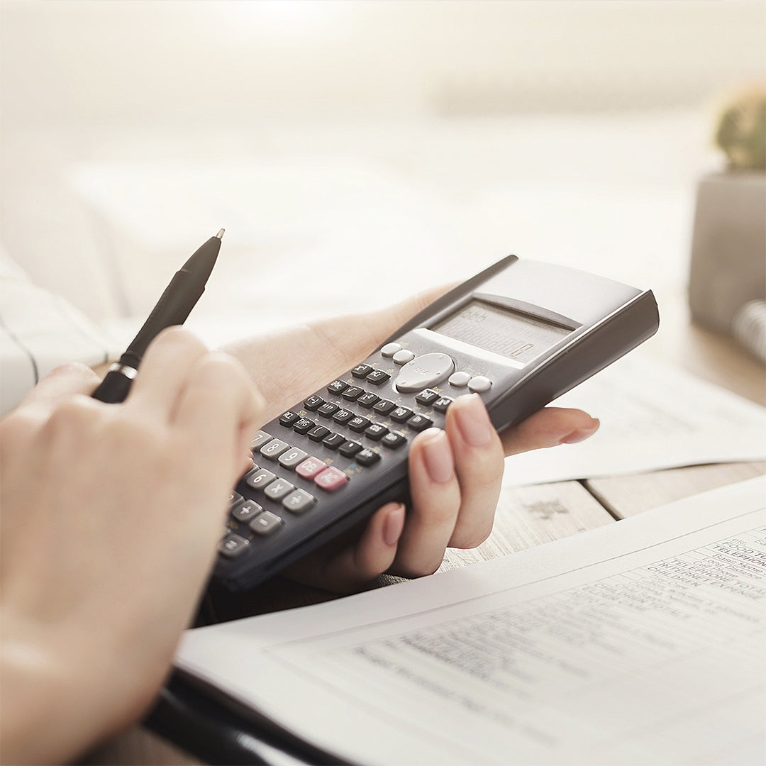 CASIO FX-82MS II - Calculadora Científica Escolar 240 Funciones, Pantalla LCD 2 Líneas