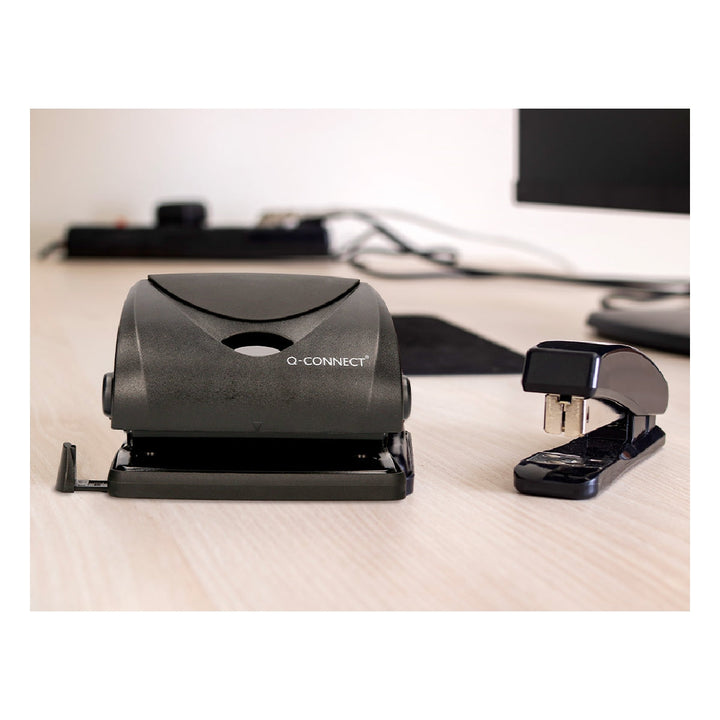 Q-CONNECT - Taladrador q-connect kf01234 negro abertura 2 mm capacidad 20 hojas. 